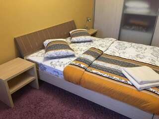 Апартаменты Kyiv apartment in the city center on Turgenevskaya street Киев Апартаменты с 1 спальней-20